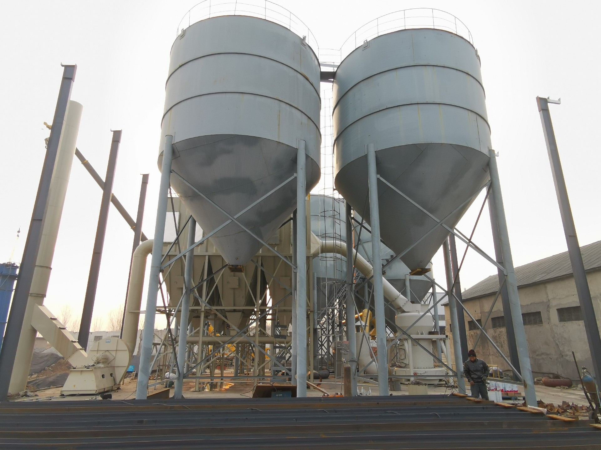 1683352271176895.jpg 3411682477558_.pic_hd.jpg