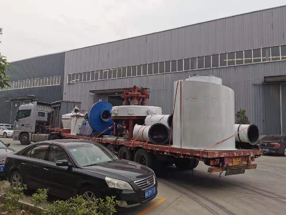 俊荣机械发往四川的磨粉机现场